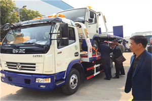 伊吾汽车道路救援拖车价格